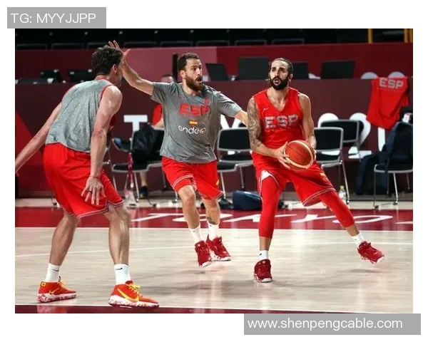 精彩对决篮球直播美国队对阵西班牙队全场精彩瞬间回顾与分析